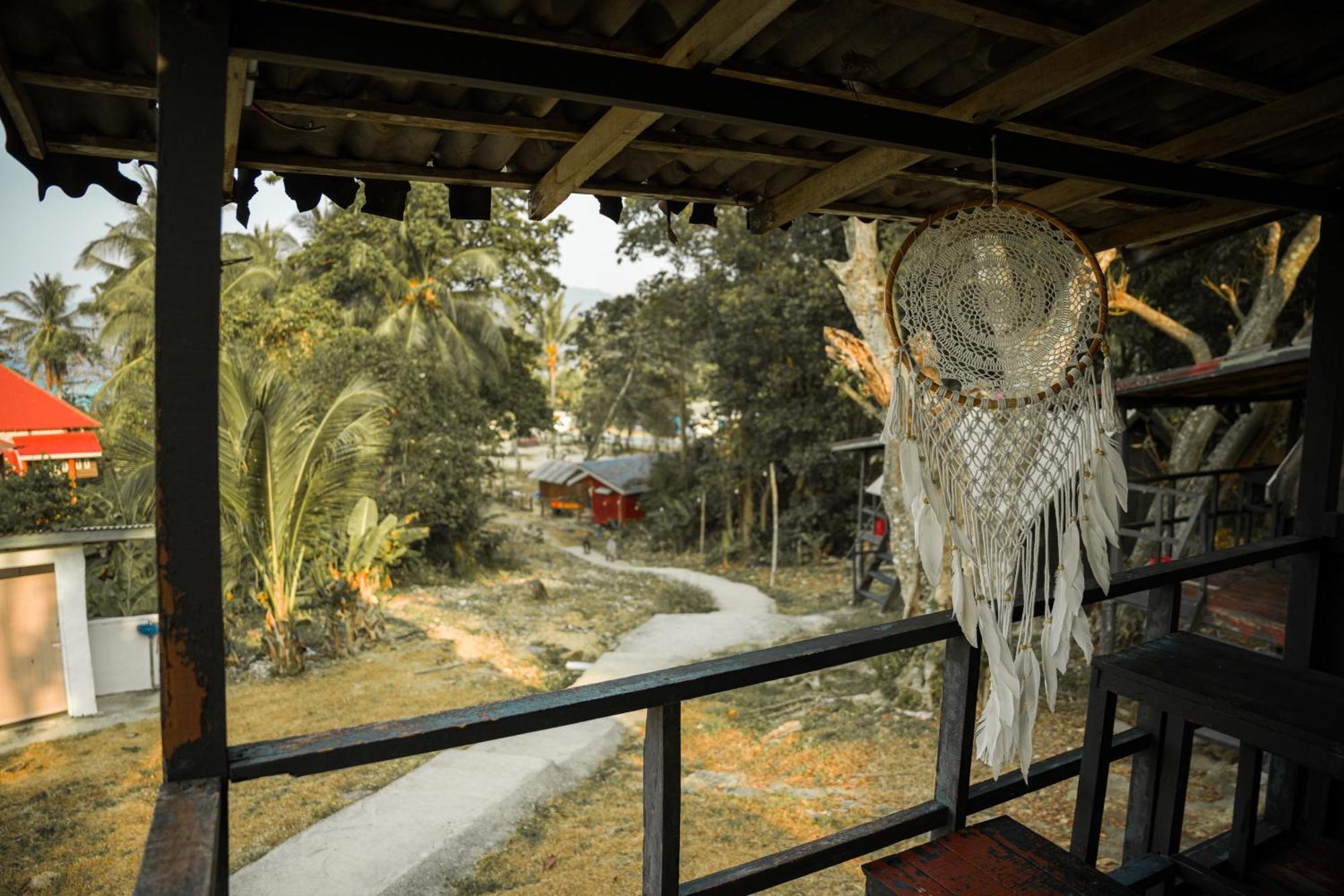 Harrera Perhentian, Long Beach Kampong Pasir Panjang  Exterior photo
